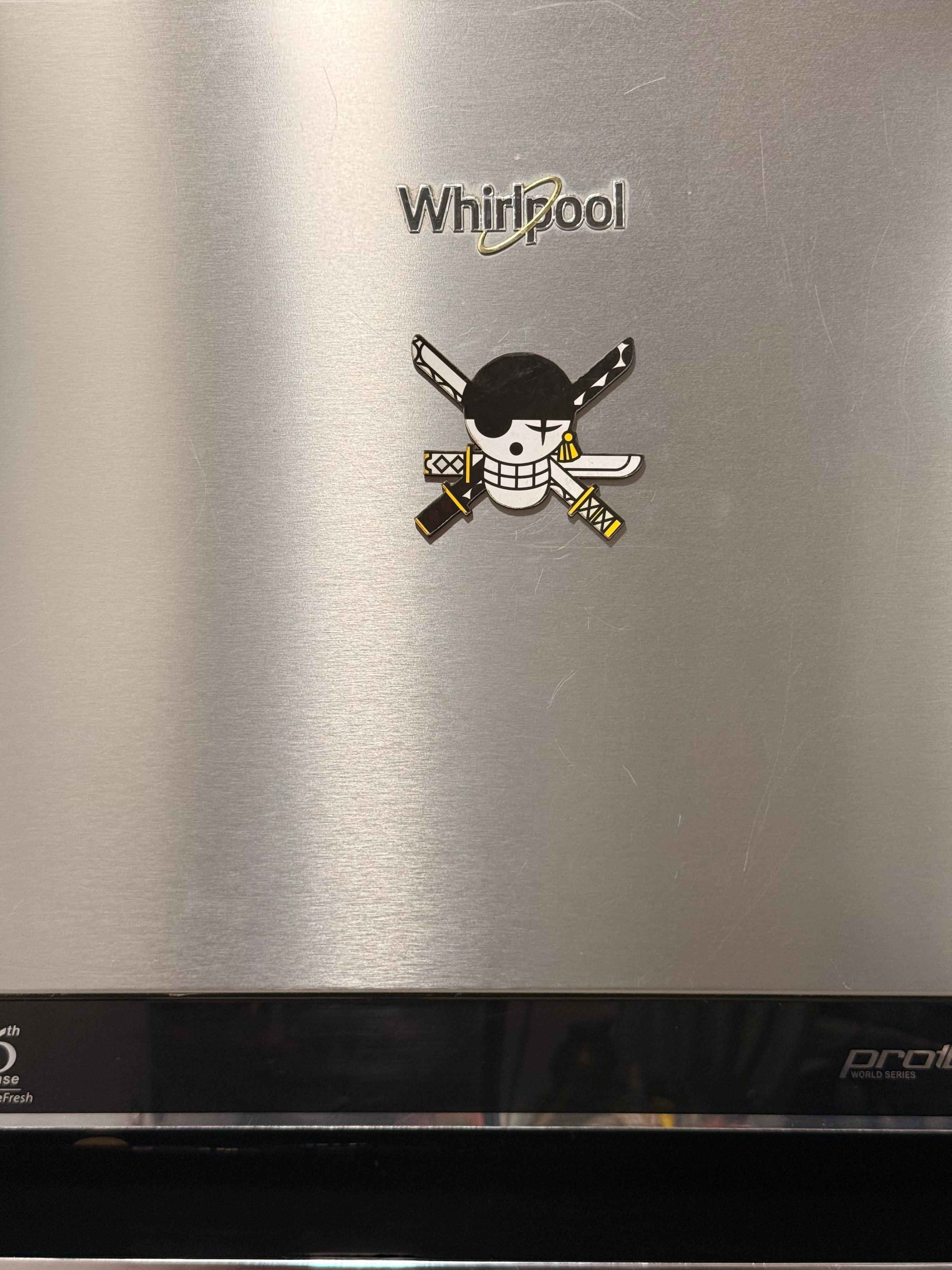 Zoro skull fridge magnet